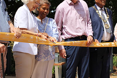 Beech Tree place Ribbon Cutting